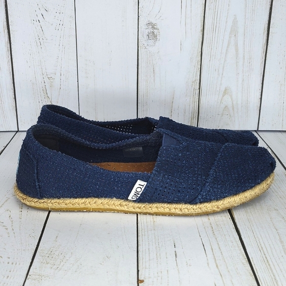 Women's Toms Freetown Classic Slip-On Shoes - Picture 5 of 8